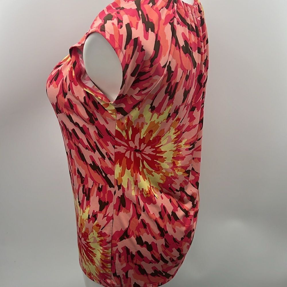 Axcess dahlia floral short sleeve top size large - Picture 3 of 5